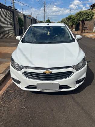 CHEVROLET ONIX 1.4 MPFI LTZ 8V FLEX 4P AUTOMÁTICO CHEVROLET ONIX 1.4 MPFI LTZ 8V FLEX 4P AUTOMÁTICO